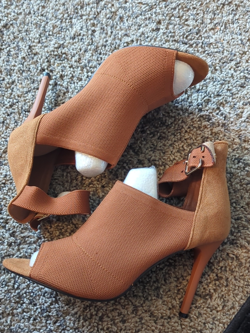 Open-Toe High Heel Ankle Strap Sandals in Tan